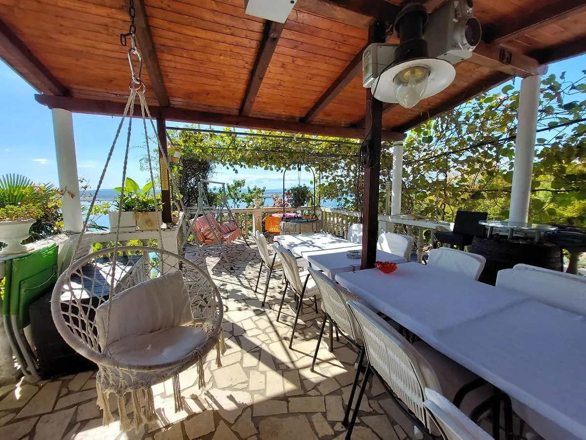 Apartment Klara Dramalj Croatia