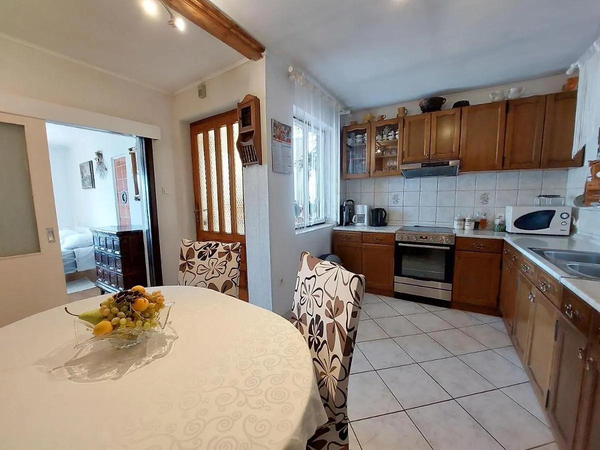 Apartment Klara Dramalj 0*,